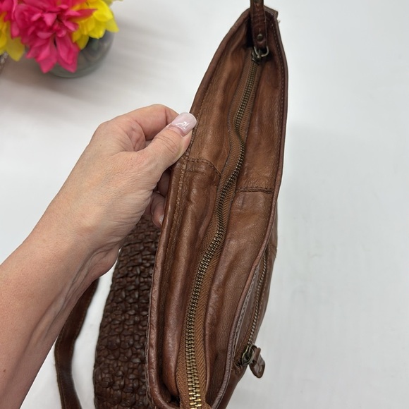 Beautiful Brown Leather Woven Crossbody Bag Made In India BRN7553C - Picture 9 of 14